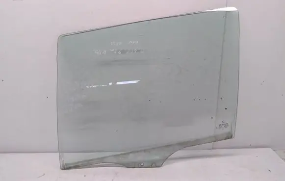 Peugeot 406 Rear door window glass