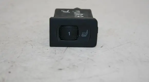Volkswagen Bora Seat heating switch 1J0963564C