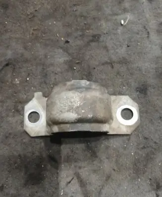 BMW 5 F10 F11 Sway bar bush bracket, front 6775444 S420MC 14480E3135