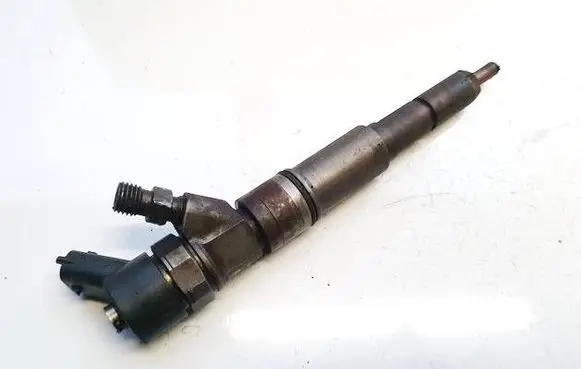 Fuel injector