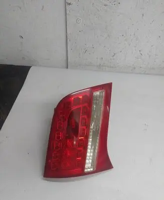 Audi A6 S6 C6 4F Tailgate rear/tail lights 4F9945093 070209 89089937