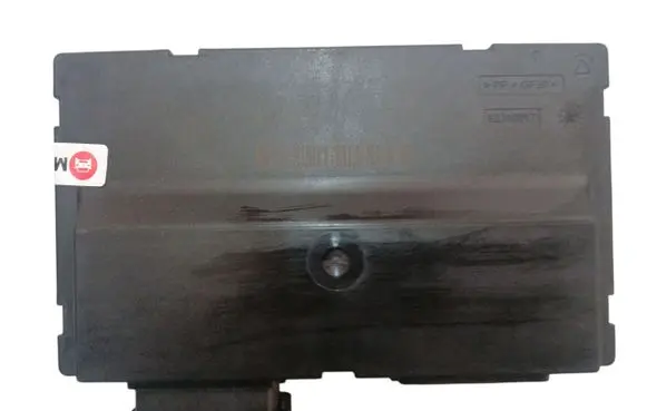 Renault Talisman Trunk lid opening control unit 285651321R