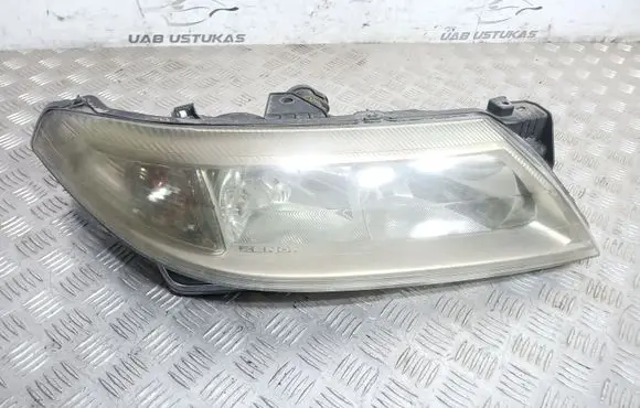 Renault Laguna II Headlight/headlamp 8200163324 89006907