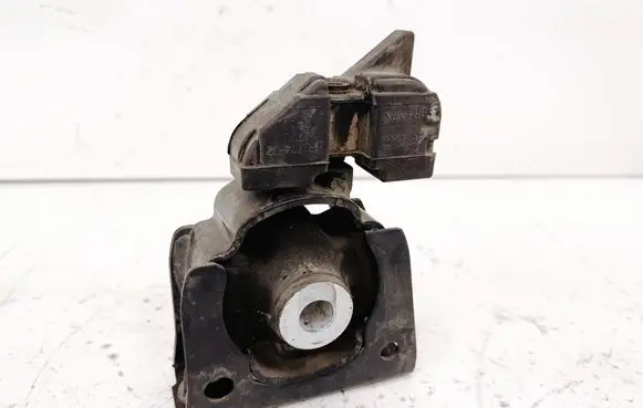 Toyota Prius+ (ZVW40) Engine mount bracket 1T077402