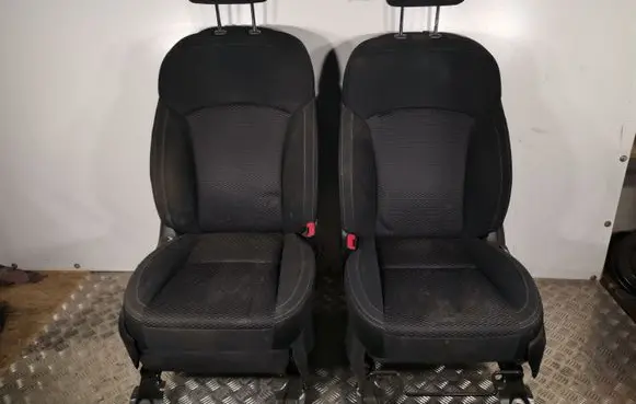 Subaru Forester SJ Seat and door cards trim set FOR15SALONASMEDZIAGA