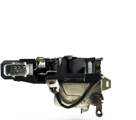 BMW 7 E38 Front door lock 51218235104 8235104