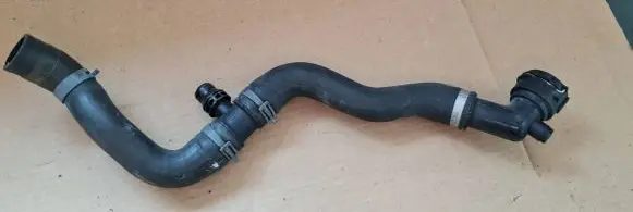 Audi A4 S4 B9 Engine coolant pipe/hose 8W0122293H