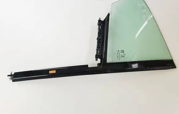 Peugeot 508 II Rear vent window glass 43R00391-58 43r00391