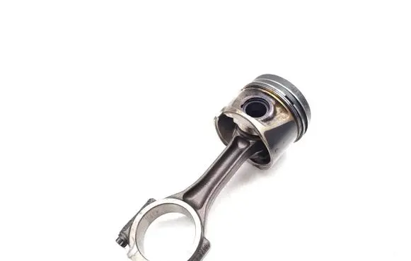 Audi A3 S3 8P Piston with connecting rod BMN