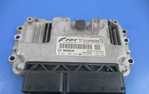 Fiat Bravo Engine control unit/module ECU 51890608