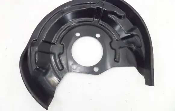 Nissan Leaf II (ZE1) Rear brake disc plate dust cover 