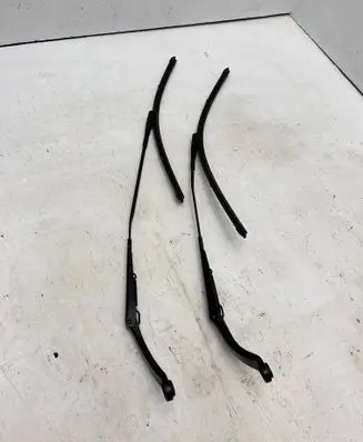 Porsche Macan (95B) Front wiper blade arm 95B955407 95B955408