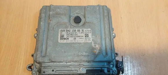 Mercedes-Benz ML W164 Engine control unit/module ECU 0281013384 A6421506691 CR4.12