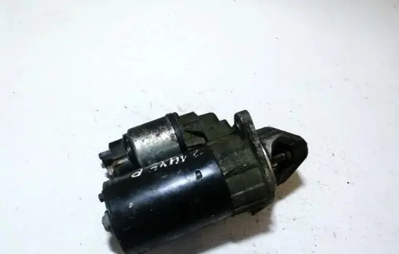 Opel Corsa D Starter motor 0001107408