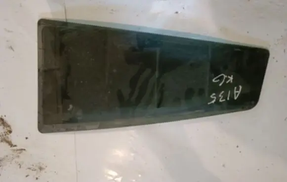 Chrysler Pacifica Rear vent window glass DOT22GGM937 AS303