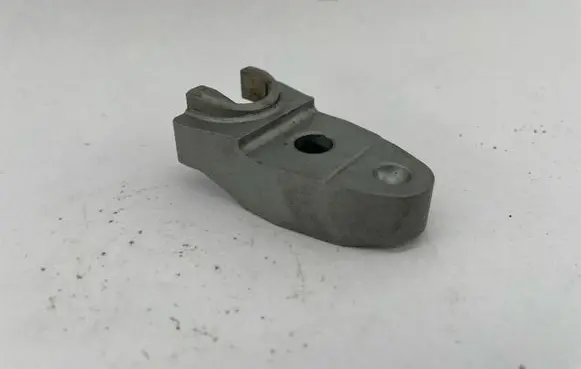 Audi A7 S7 4G Fuel Injector clamp holder 059216J