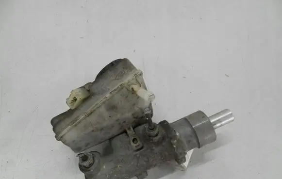 Ford Mondeo MK I Master brake cylinder 