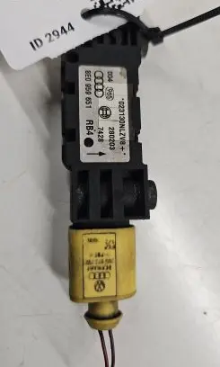 Audi A4 S4 B6 8E 8H Airbag deployment crash/impact sensor 8E0959651