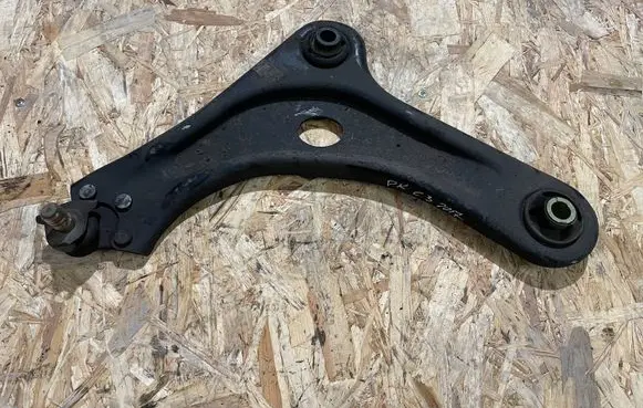 Citroen C3 Front lower control arm/wishbone