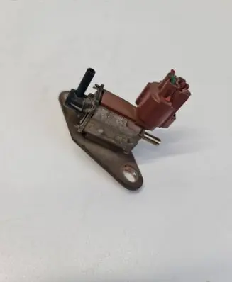 Mitsubishi Lancer Turbo solenoid valve K5T48271 4X26