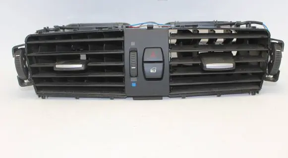 BMW X3 F25 Dash center air vent grill 9184742 17238711 9184743