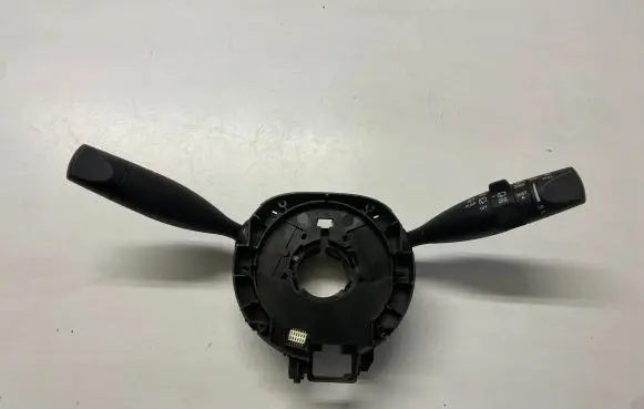 Jeep Cherokee Wiper turn signal indicator stalk/switch P68141121AD 14611501 120031084422