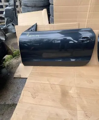 Audi A5 8T 8F Front door 8T0831051C LZ9Y