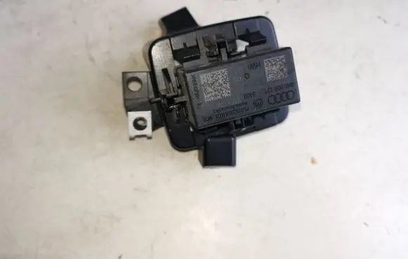 Keyless (KESSY) go control unit/module