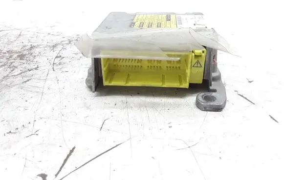 Toyota Corolla E120 E130 Airbag control unit/module 8917002400