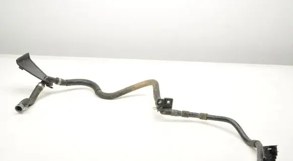 Volvo XC90 Engine coolant pipe/hose 32339863