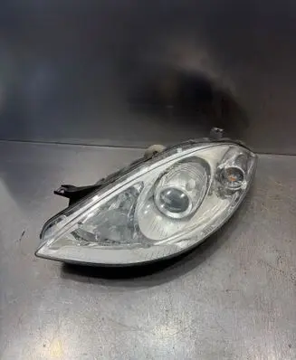 Mercedes-Benz A W169 Headlight/headlamp A1698200561 0301197211 131200600