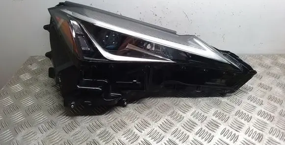 Lexus UX Headlight/headlamp