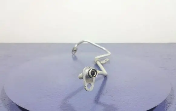 Skoda Octavia 985 Turbo turbocharger oiling pipe/hose 05E145140J