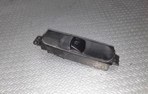 Mercedes-Benz Sprinter W906 Electric window control switch A9065450913