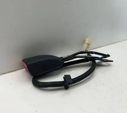 Subaru Outback (BS) Front seatbelt buckle E034501