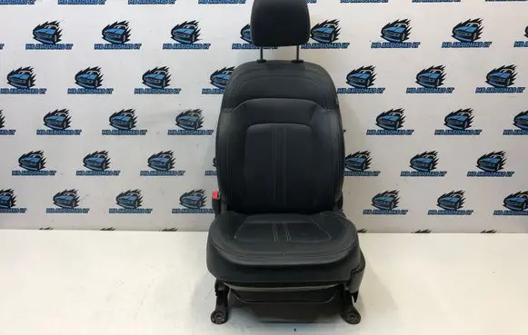 KIA Sportage Front driver seat 