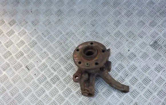 Volkswagen Transporter - Caravelle T4 Front wheel hub