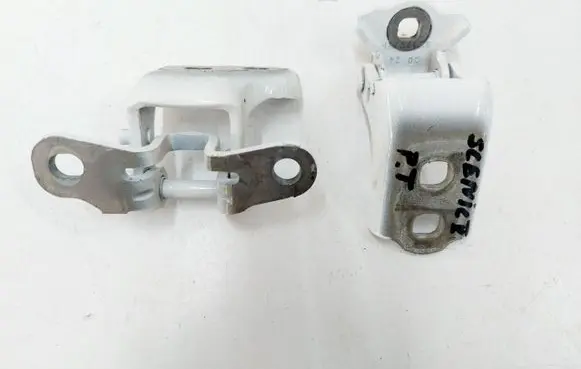 Rear door hinge set