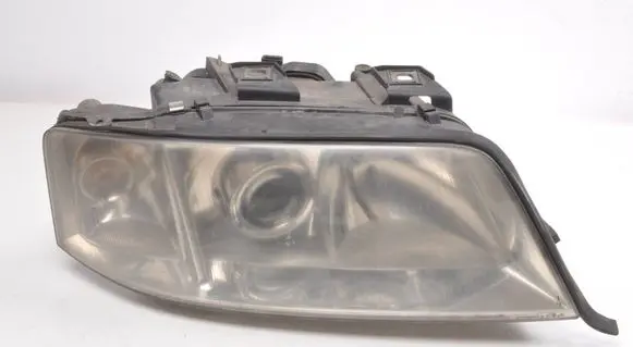Audi A6 Allroad C5 Headlight/headlamp 