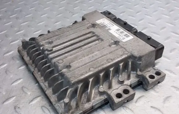 Renault Scenic III - Grand scenic III Engine control unit/module 237100777R 237100033R S180067109A