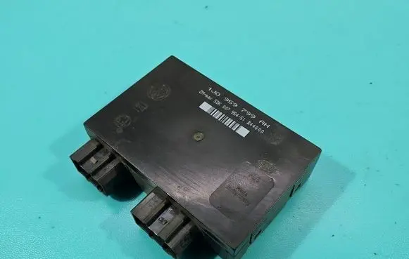 Volkswagen Golf IV Central body control module 1J0959799AH IMPRK1517042
