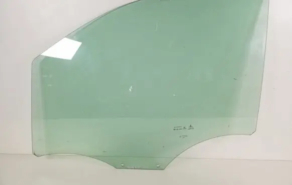 Opel Vivaro Front door window glass four-door 9808077680