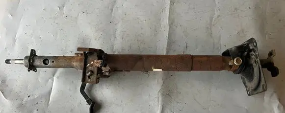Nissan Terrano Steering wheel axle