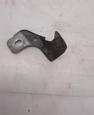 Audi A3 8Y Fender mounting bracket 8Y0821472A