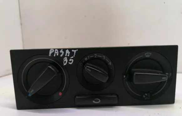Volkswagen PASSAT B5 Climate control unit 1J0819045