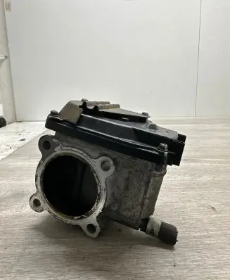 Mitsubishi Outlander Throttle valve 1450A101