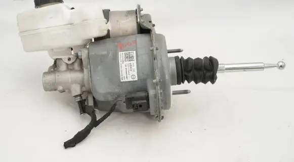 Skoda Superb B8 (3V) Brake booster 3Q1614105BQ 97356684 0204850658