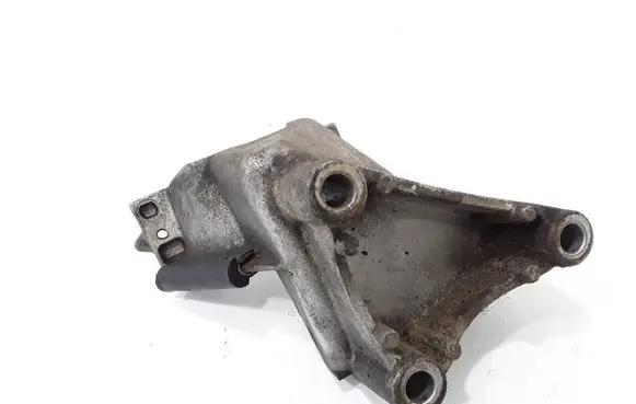Citroen C5 Engine mounting bracket 9638770480