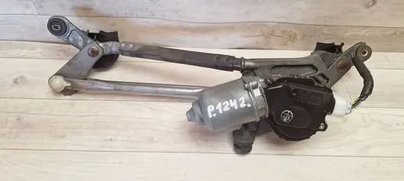 Toyota Yaris Front wiper linkage and motor 851100D080 1593000431