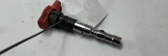 Audi A8 S8 D3 4E High voltage ignition coil 077905115T